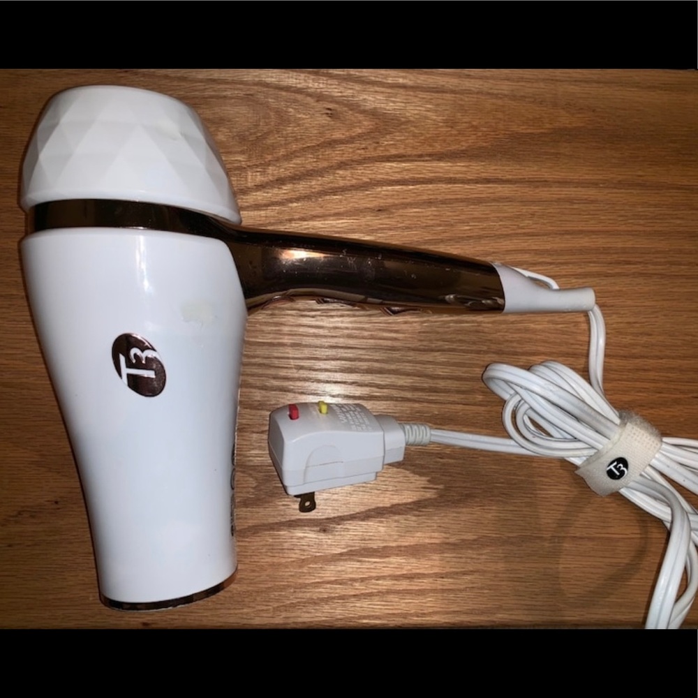 T3 white hair dryer